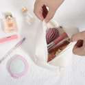 Cosmetische etui voor vrouwen - witte make-up tas voor op reis - kleine toilettas voor dames - Y2k geruite rits make-up - reis essentials .