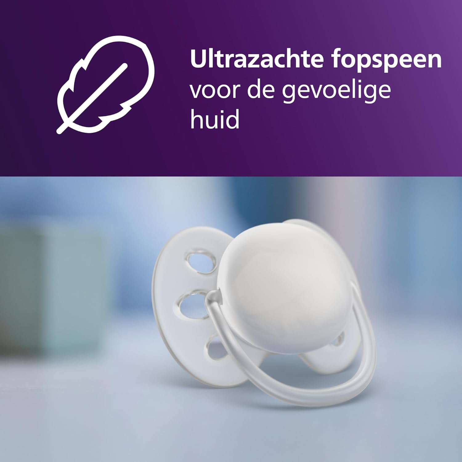 Philips Avent babyfles cadeauset voor pasgeboren baby's - 4 babymelkflessen, ultra soft-fopspeen en flessenborstel, voor baby's van 0-12 maanden en ouder (model SCD838/11)