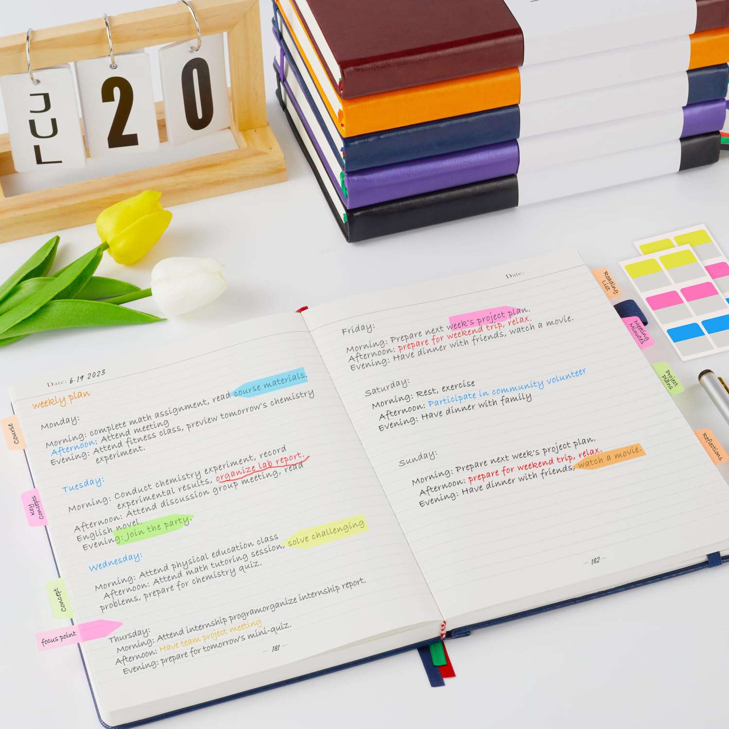 Notitieboek, A4, dagboek, gelinieerd, met 320 pagina's en 100 g/m² premium papier, het collegeblok, notitieblok is geschikt om te schrijven en te noteren, 21,5 x 28 cm, zwart